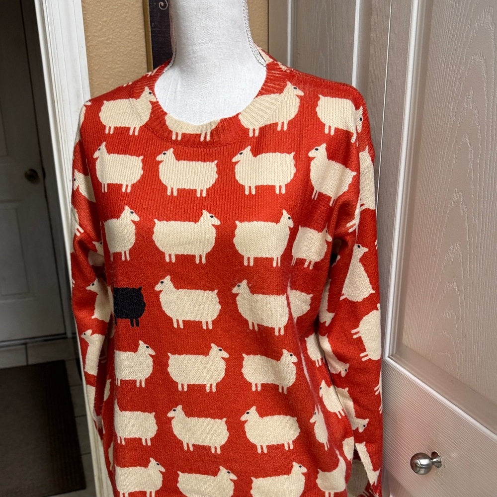Princess Diana-themed black sheep sweater. EUC Sz Large - Picture 3 of 5